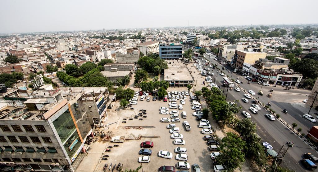 Regenta Central Klassik Ludhiana Zewnętrze zdjęcie