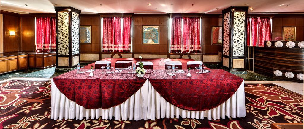 Regenta Central Klassik Ludhiana Zewnętrze zdjęcie